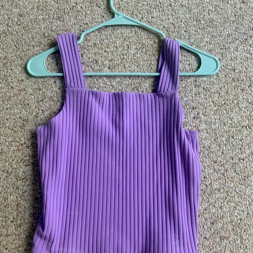 SO brand cropped tank top